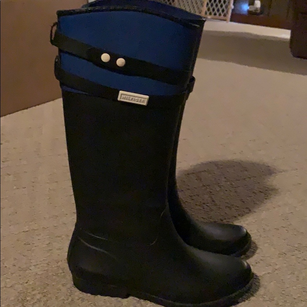 Tommy Hilfiger rain boots.